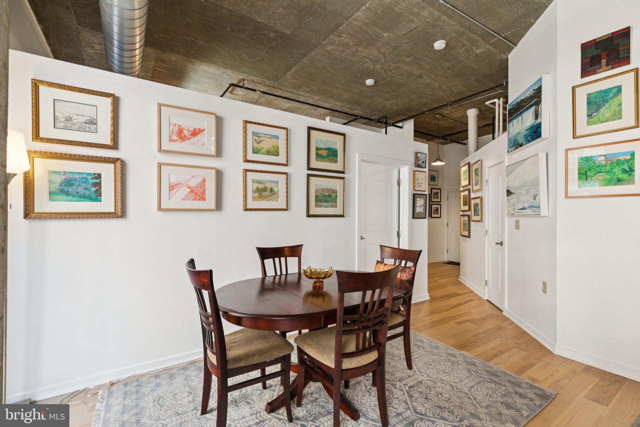 113 N BREAD STREET 3H2