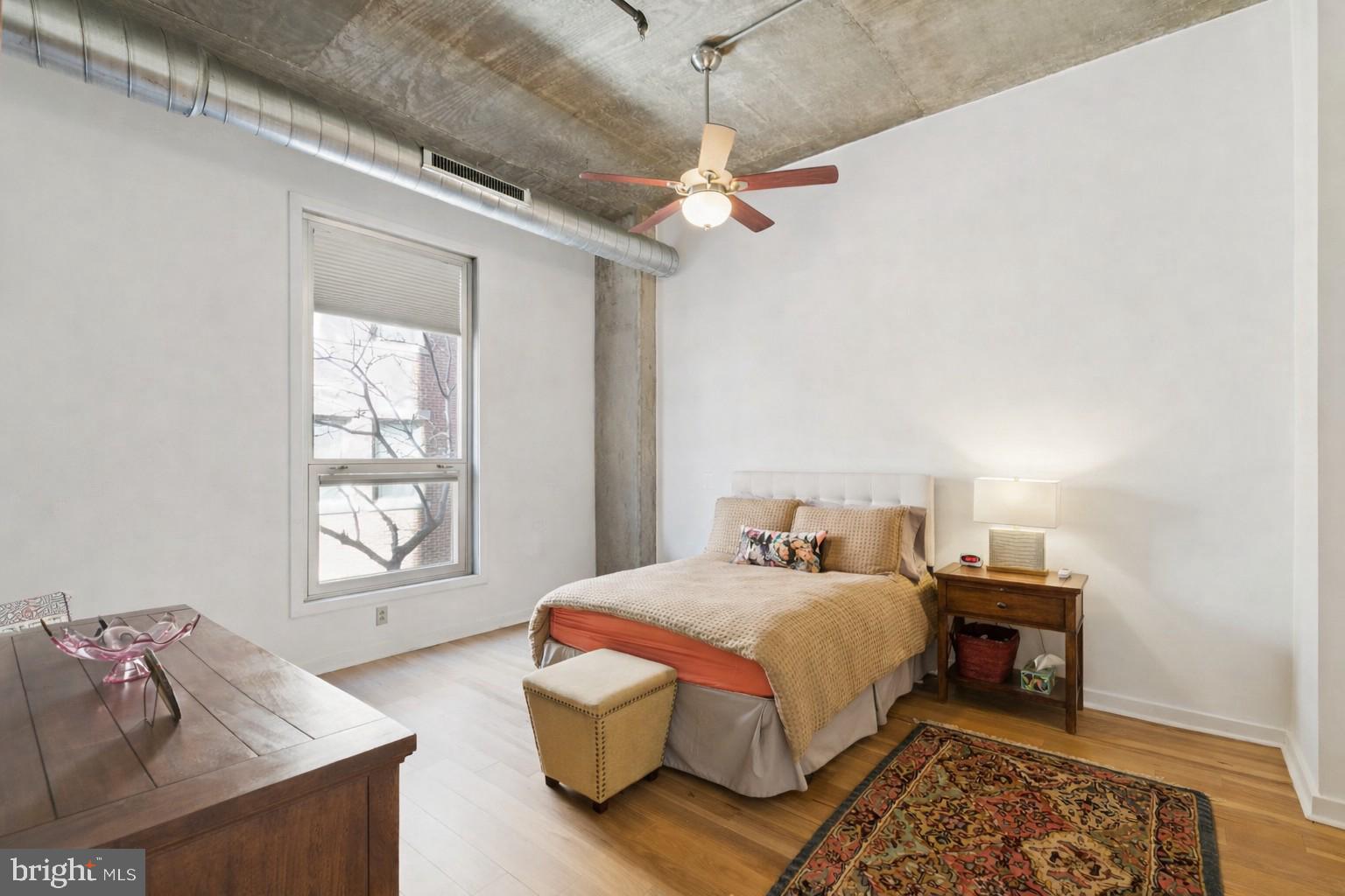 113 N BREAD STREET 3H2