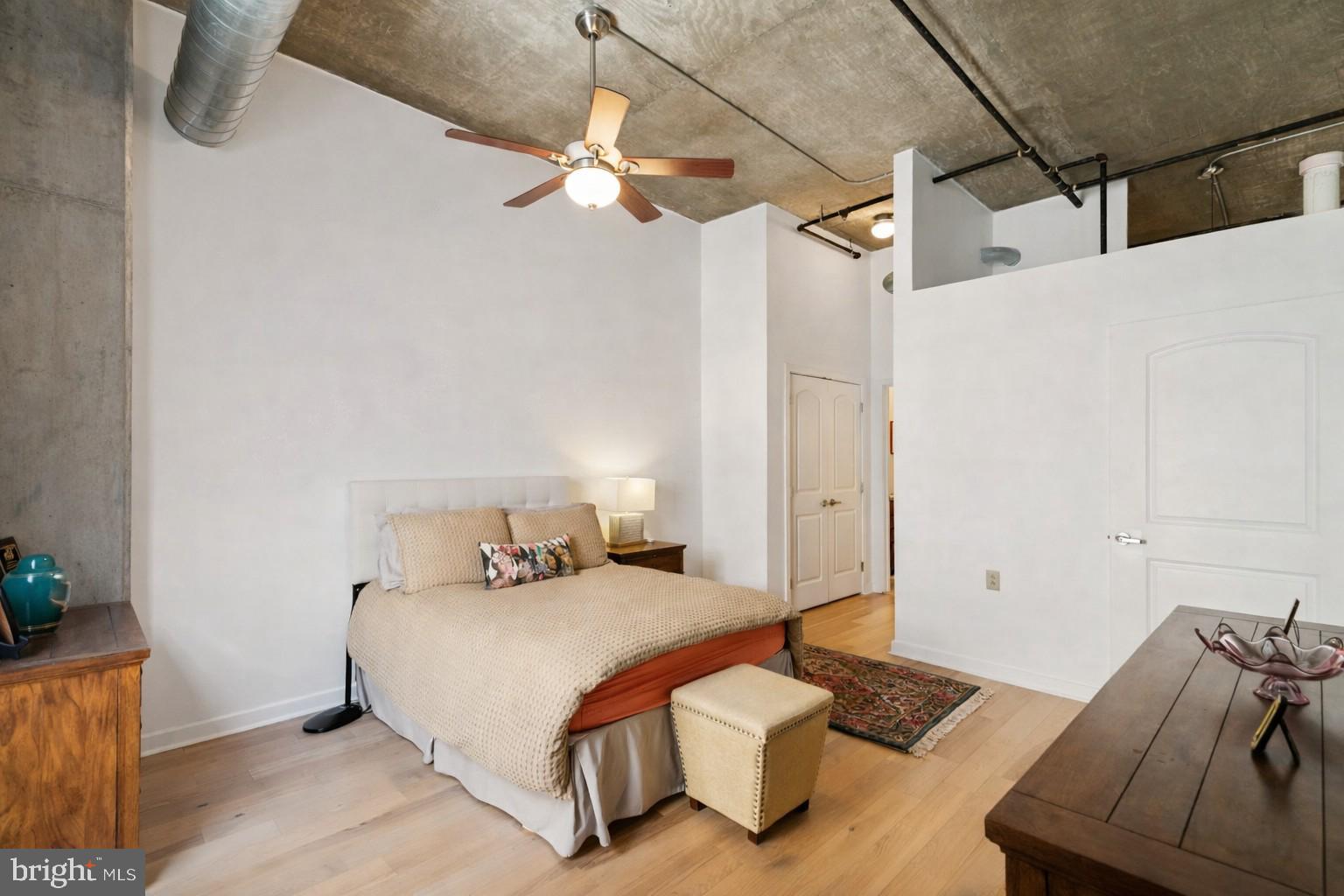 113 N BREAD STREET 3H2