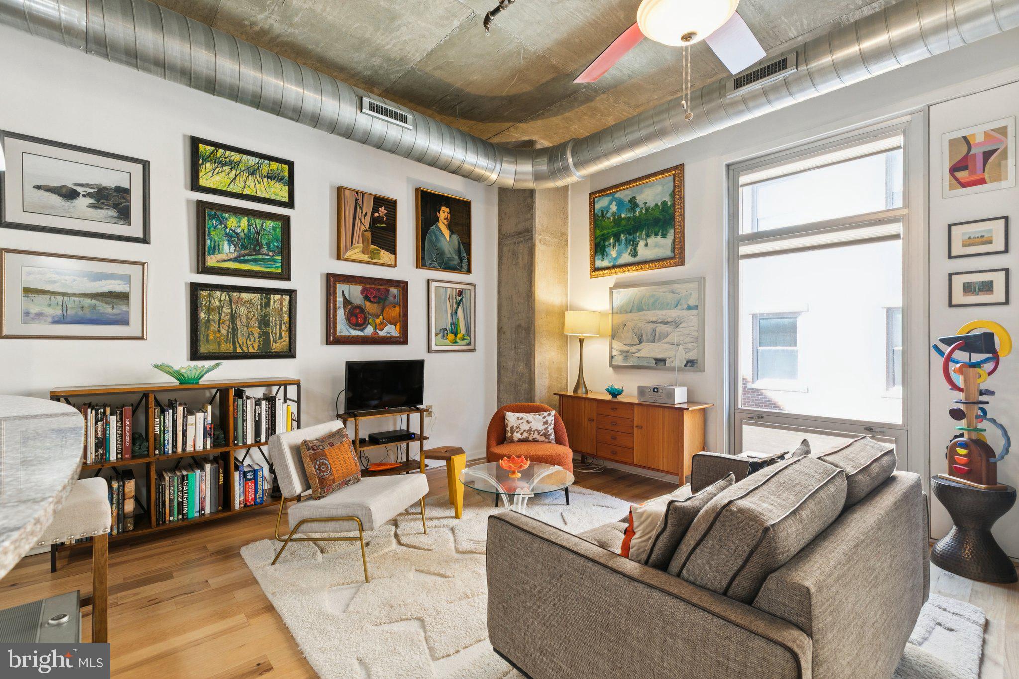 113 N BREAD STREET 3H2