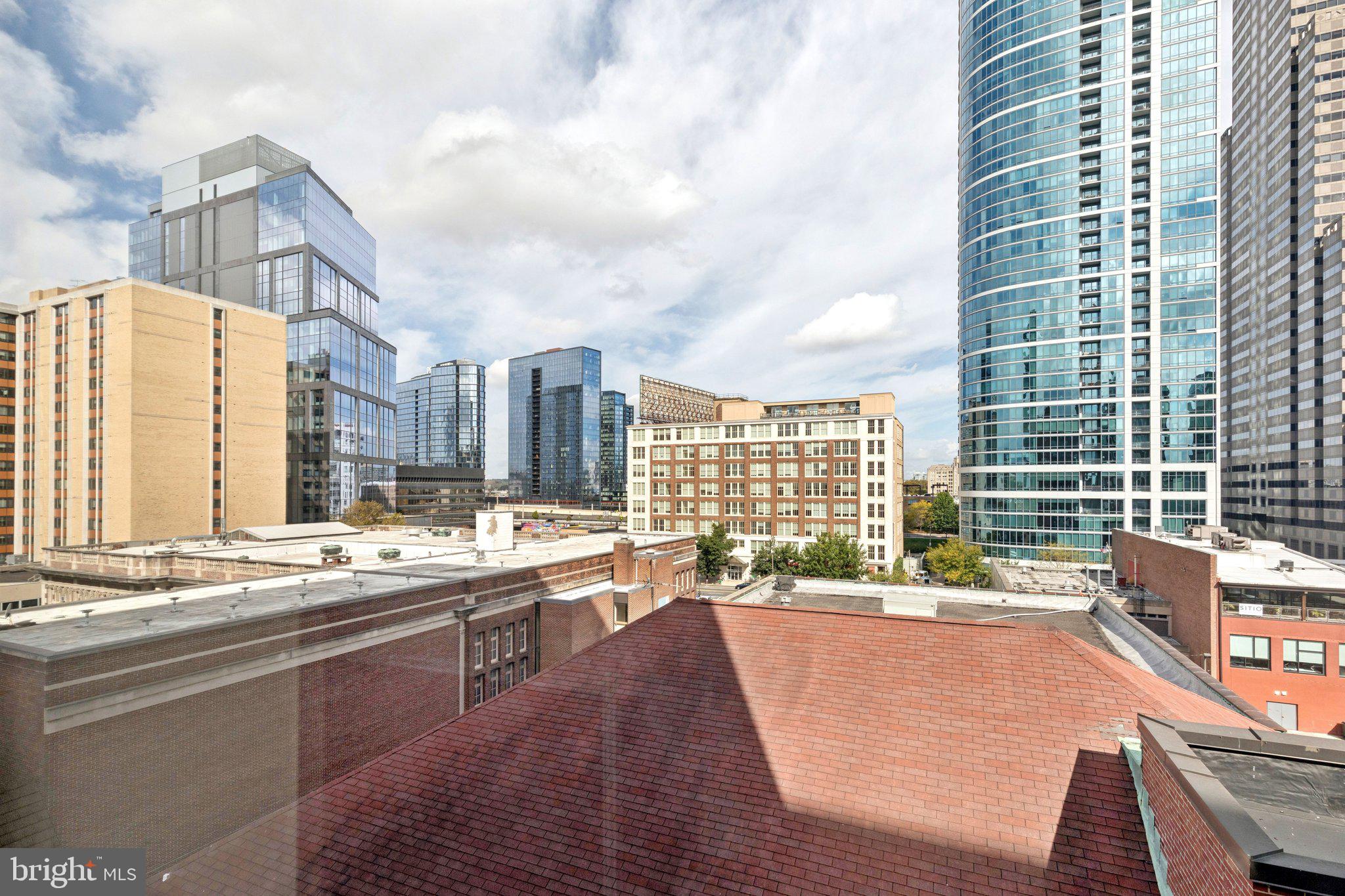 2101 CHESTNUT STREET 719