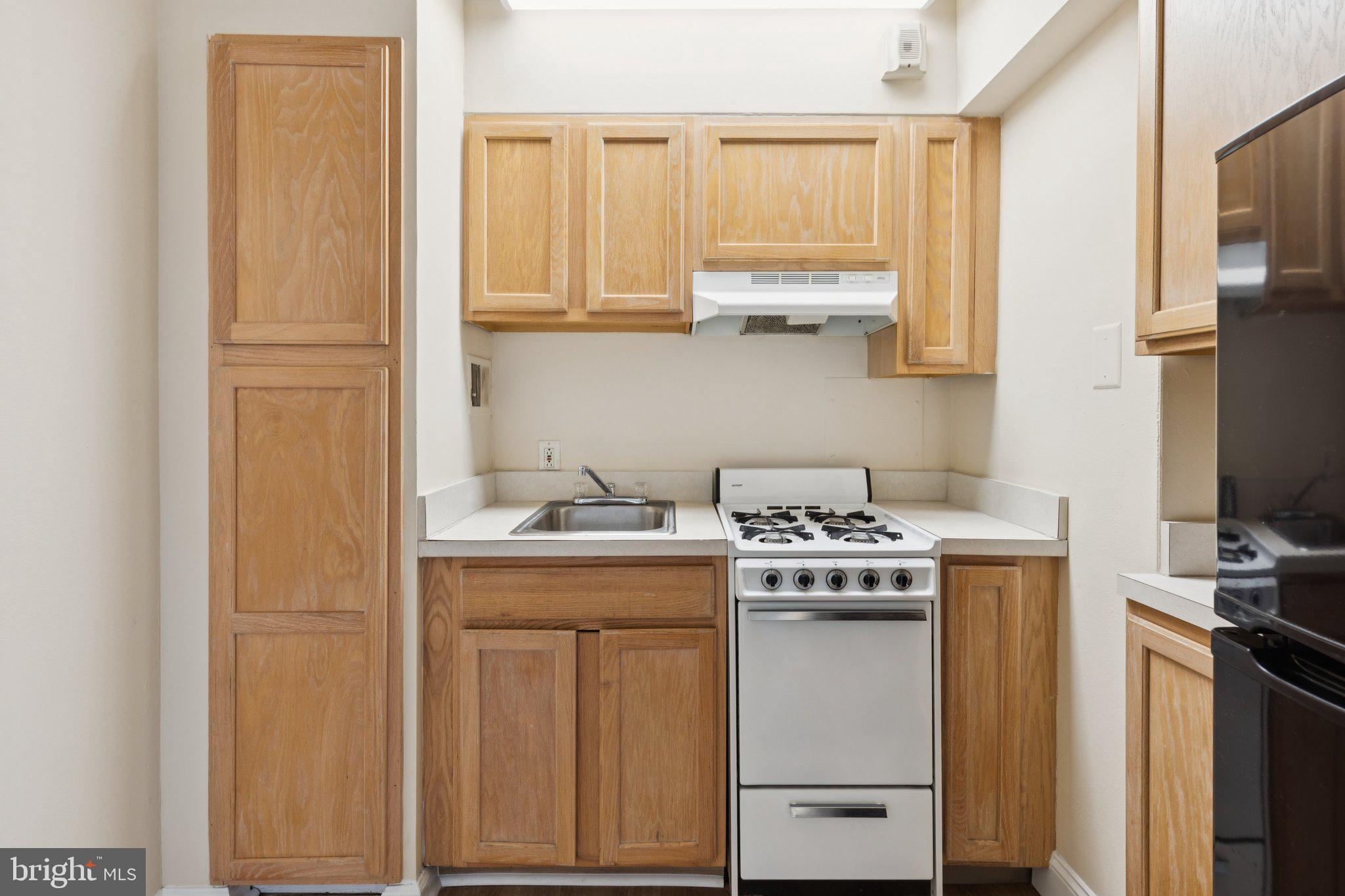 2101 CHESTNUT STREET 1521