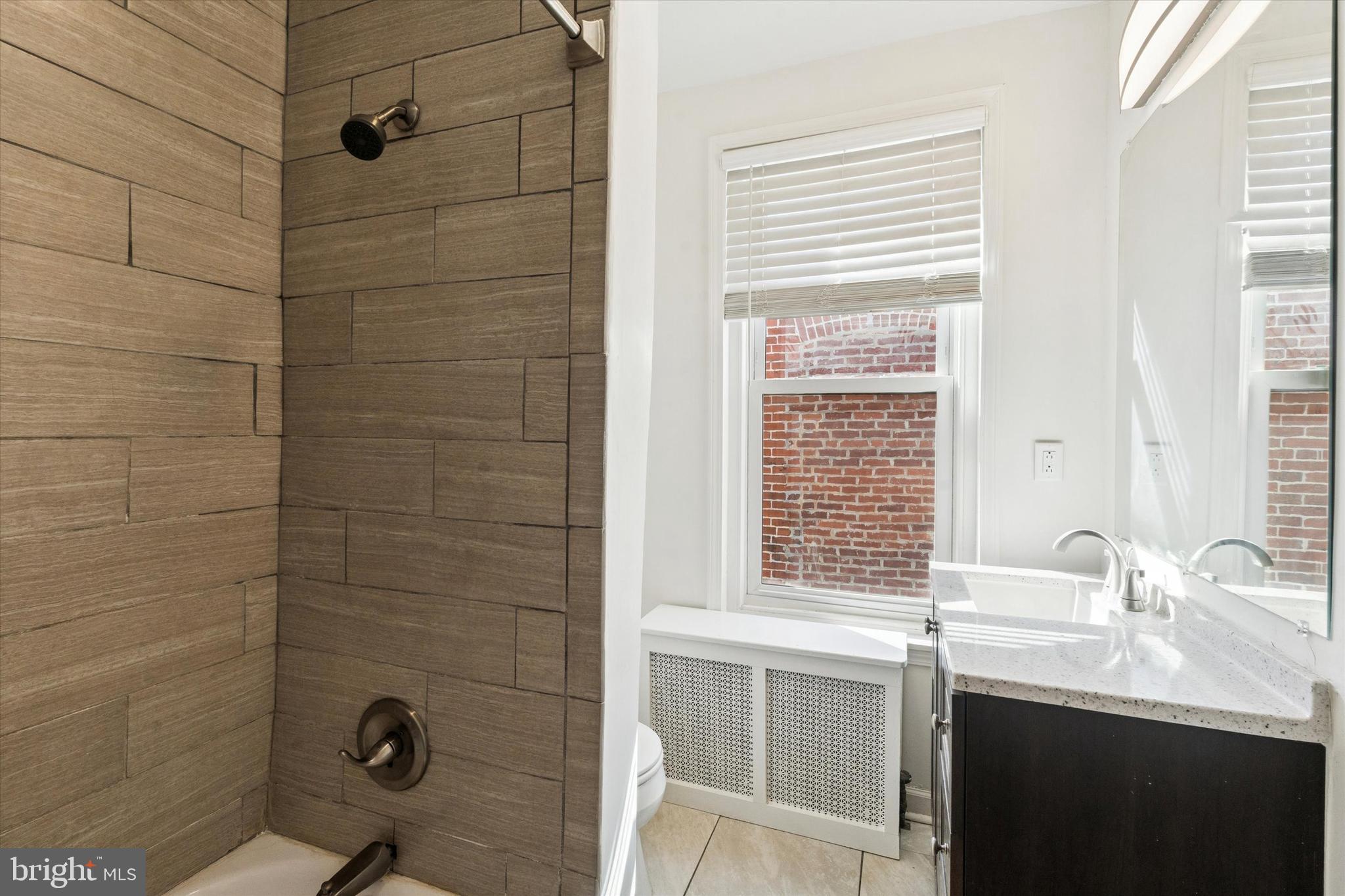 129 LEVERINGTON AVENUE