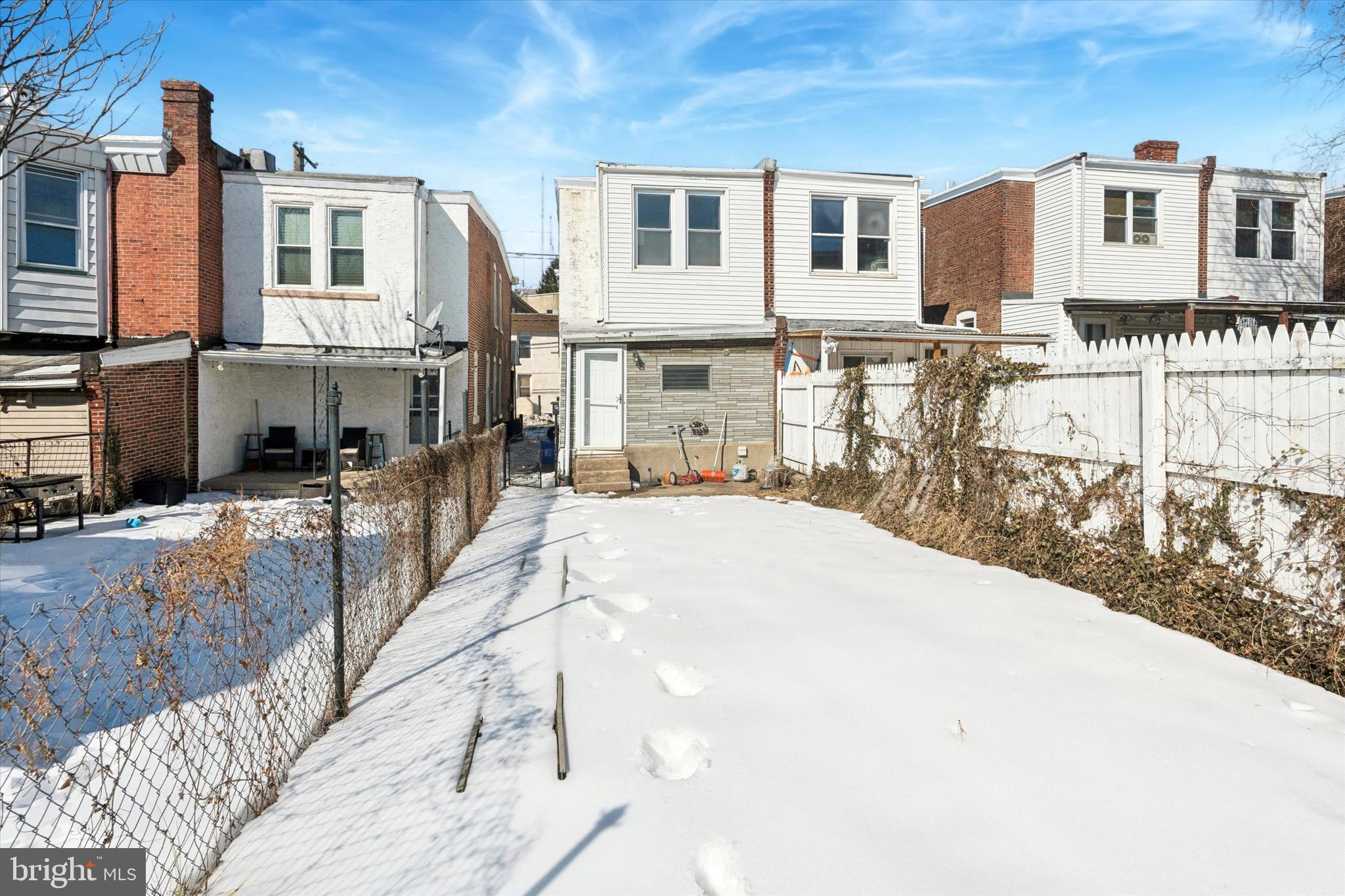 129 LEVERINGTON AVENUE