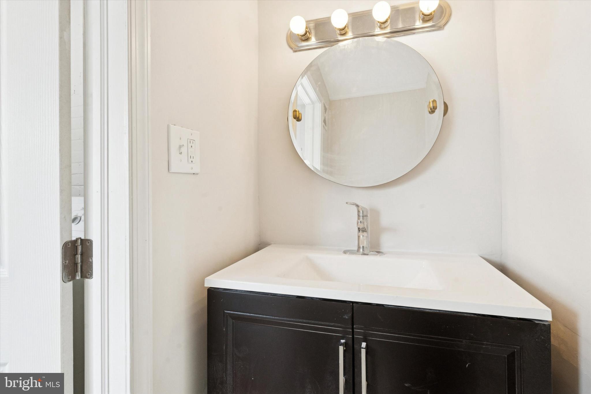 129 LEVERINGTON AVENUE