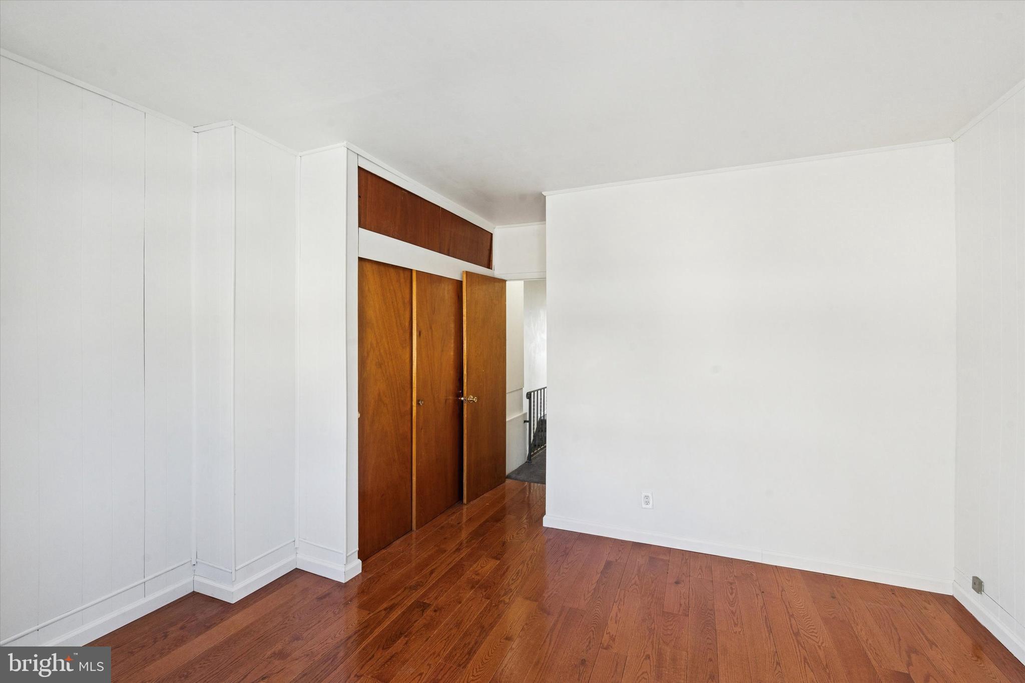 129 LEVERINGTON AVENUE