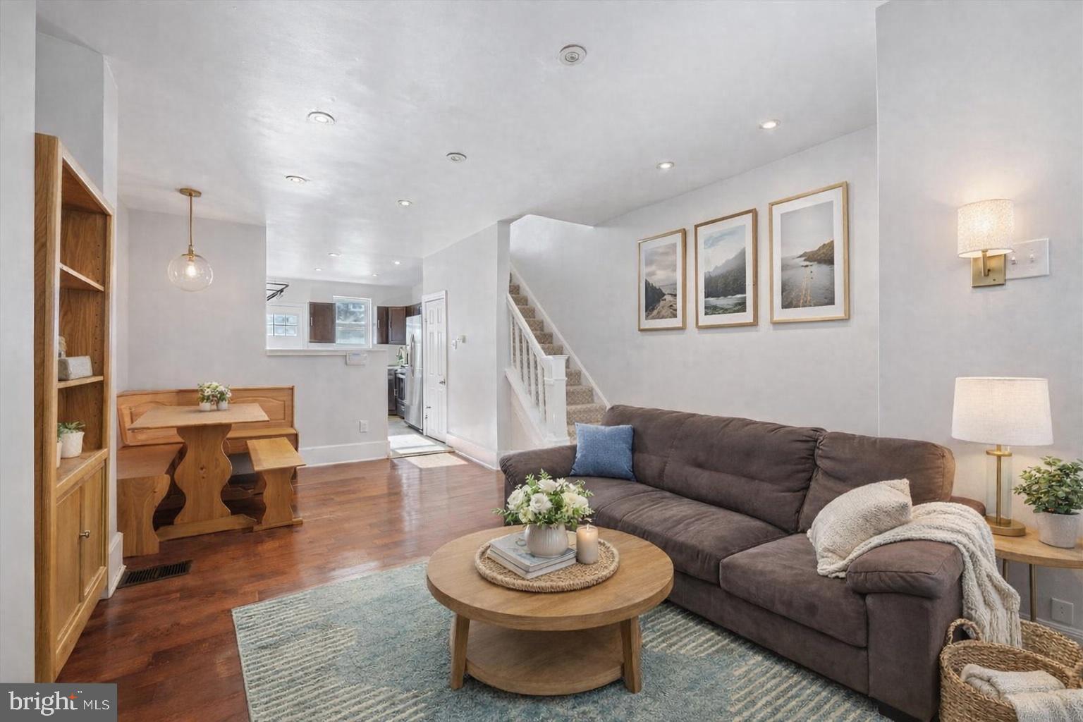 1525 S TAYLOR STREET