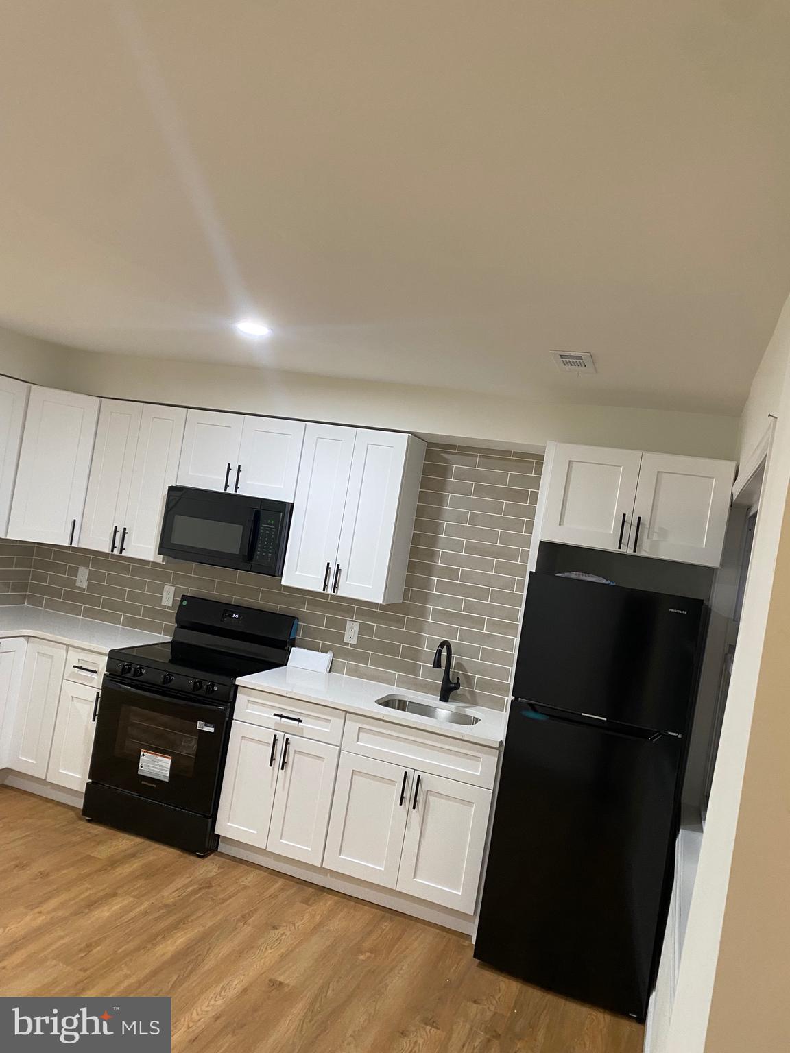 5016 N FRANKLIN STREET