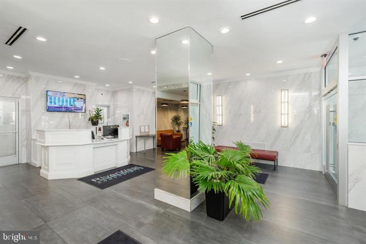 2101 CHESTNUT STREET 17 1603