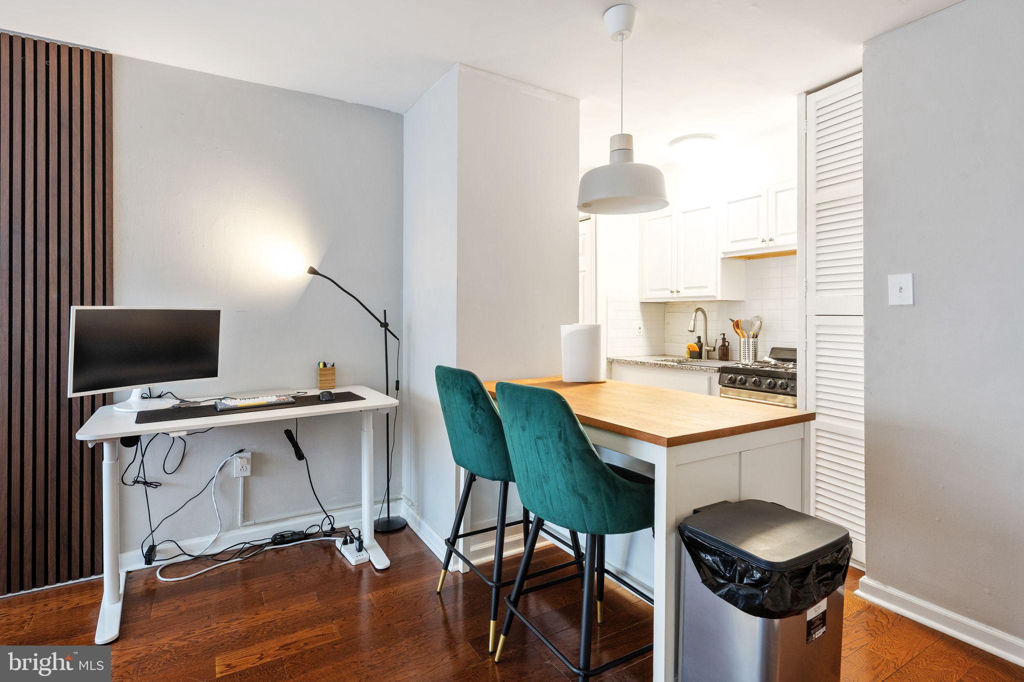 2101 CHESTNUT STREET 17 1603