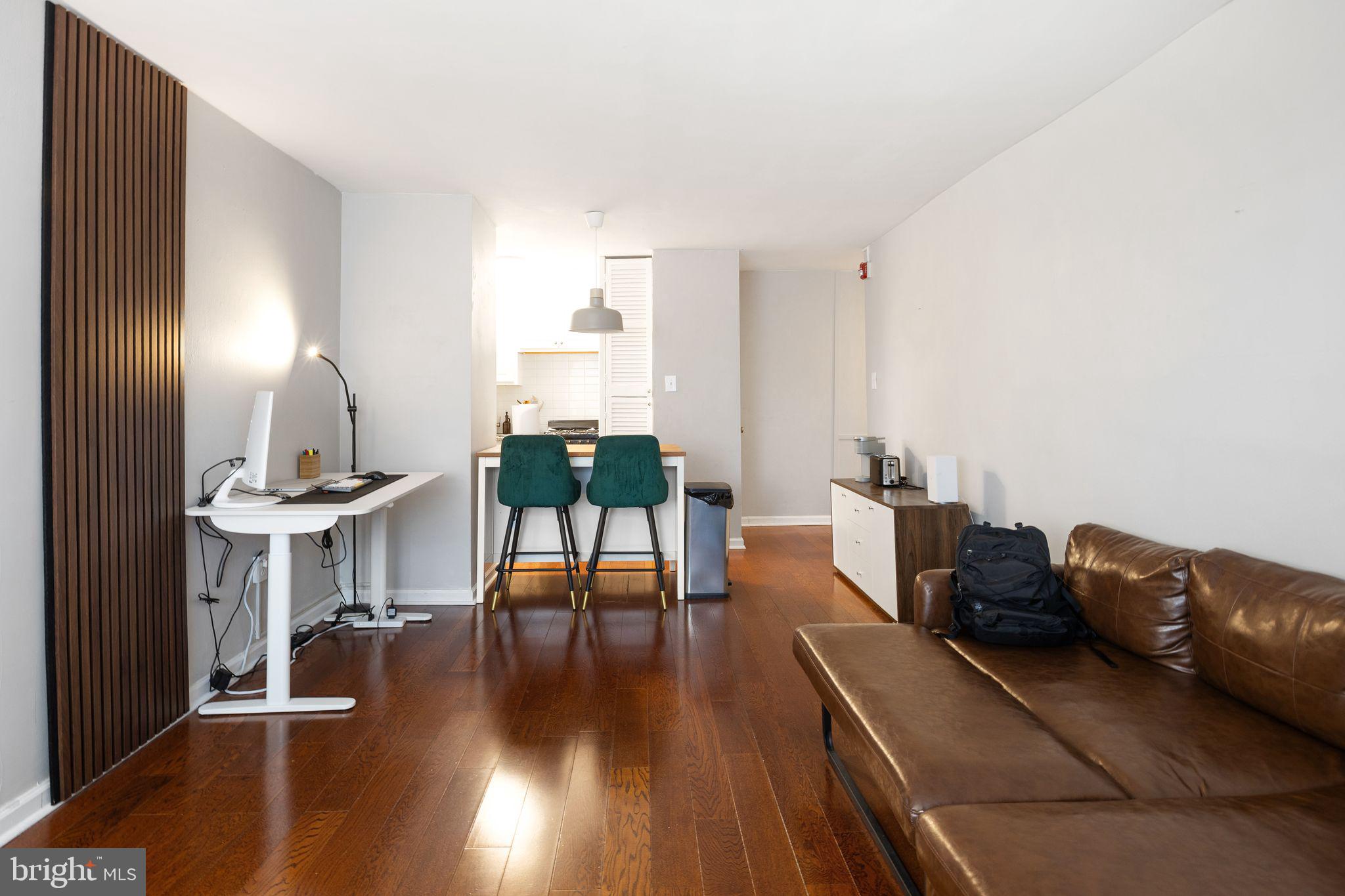 2101 CHESTNUT STREET 17 1603