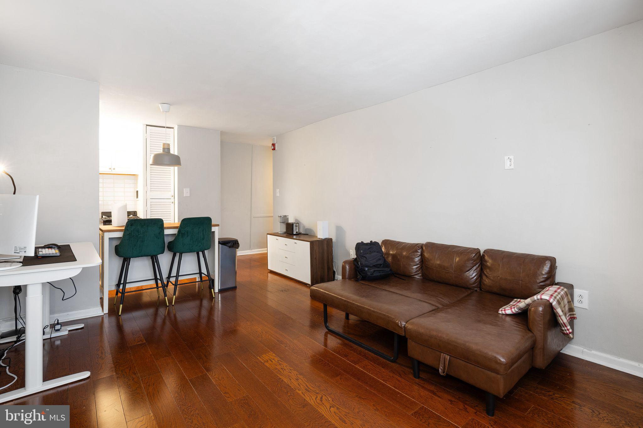 2101 CHESTNUT STREET 17 1603