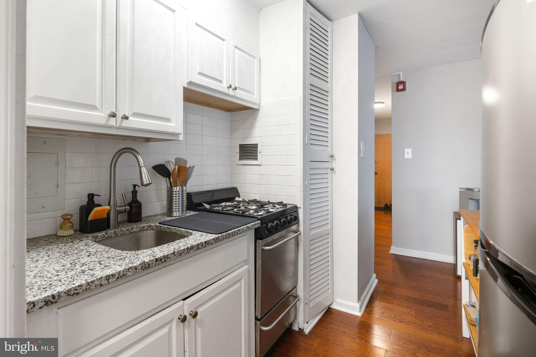 2101 CHESTNUT STREET 17 1603