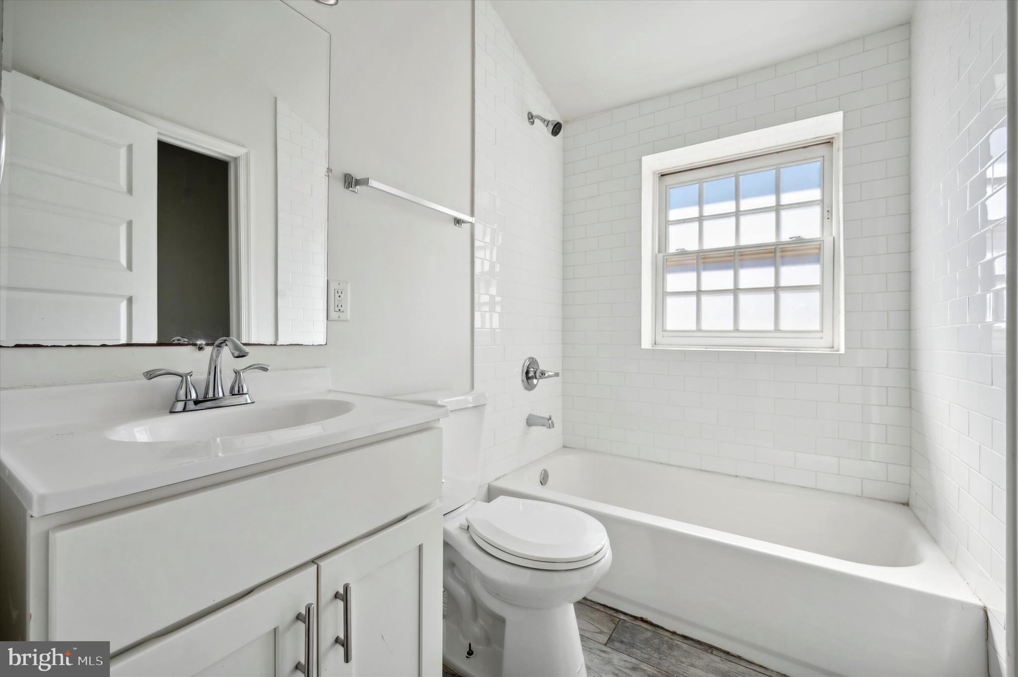 5011 GERMANTOWN AVENUE B