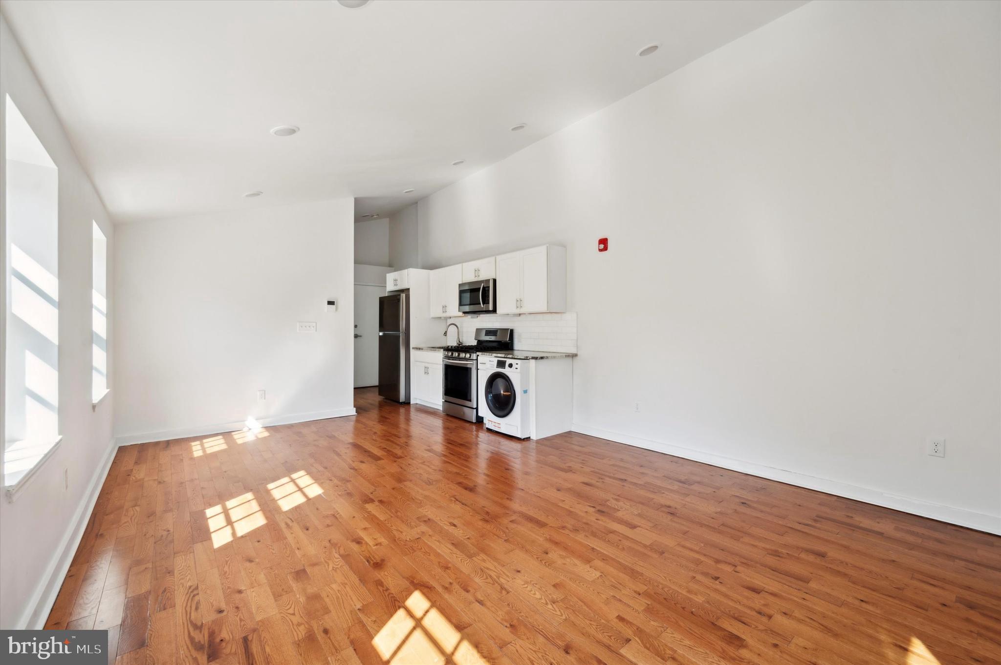 5011 GERMANTOWN AVENUE B