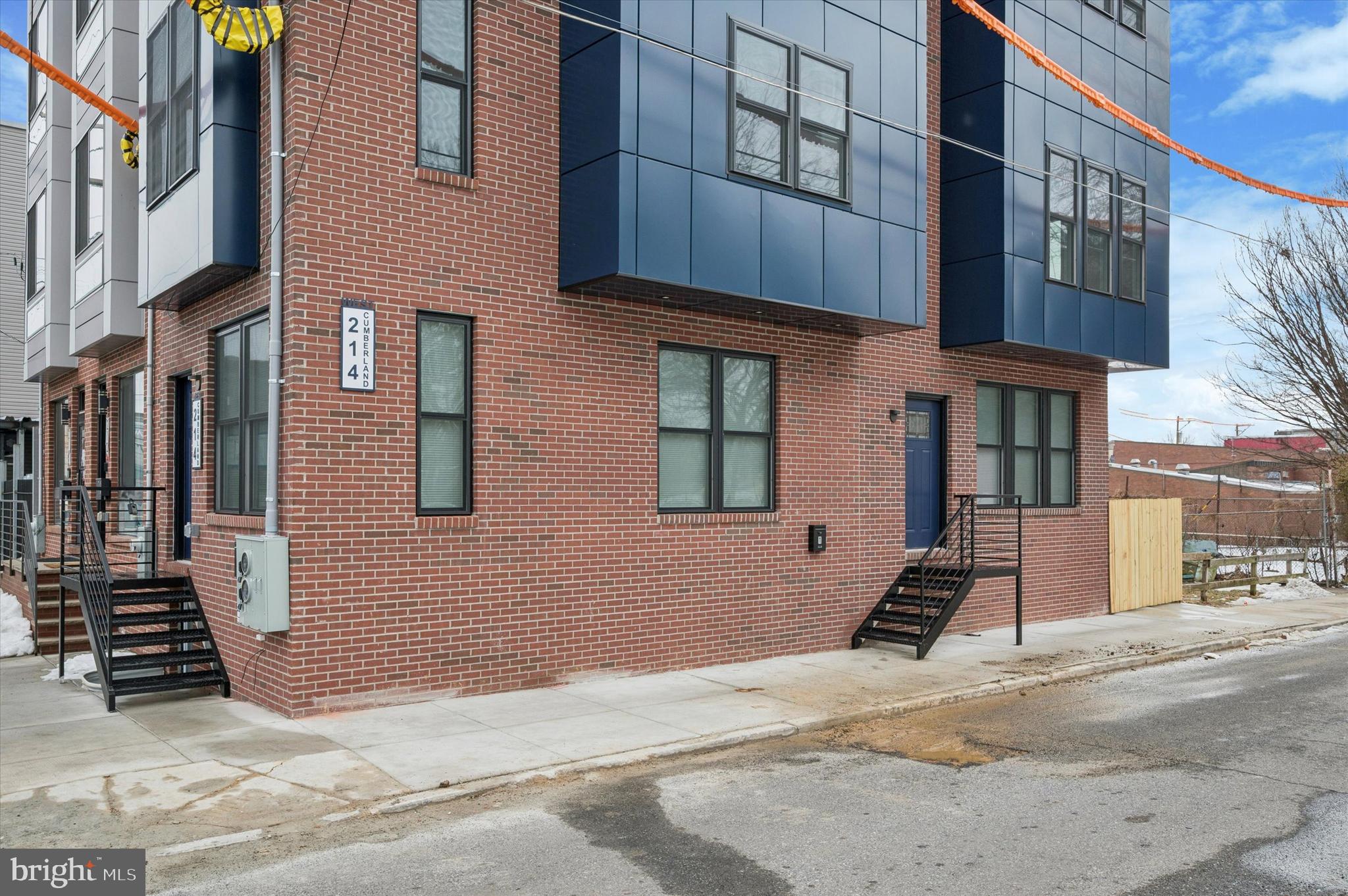 214 W CUMBERLAND STREET