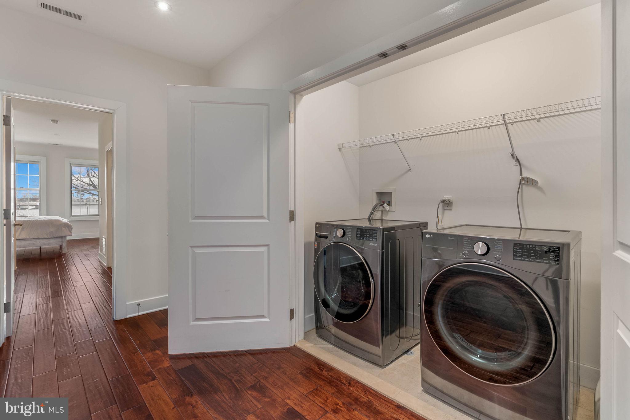 512 S FRONT STREET 14 2