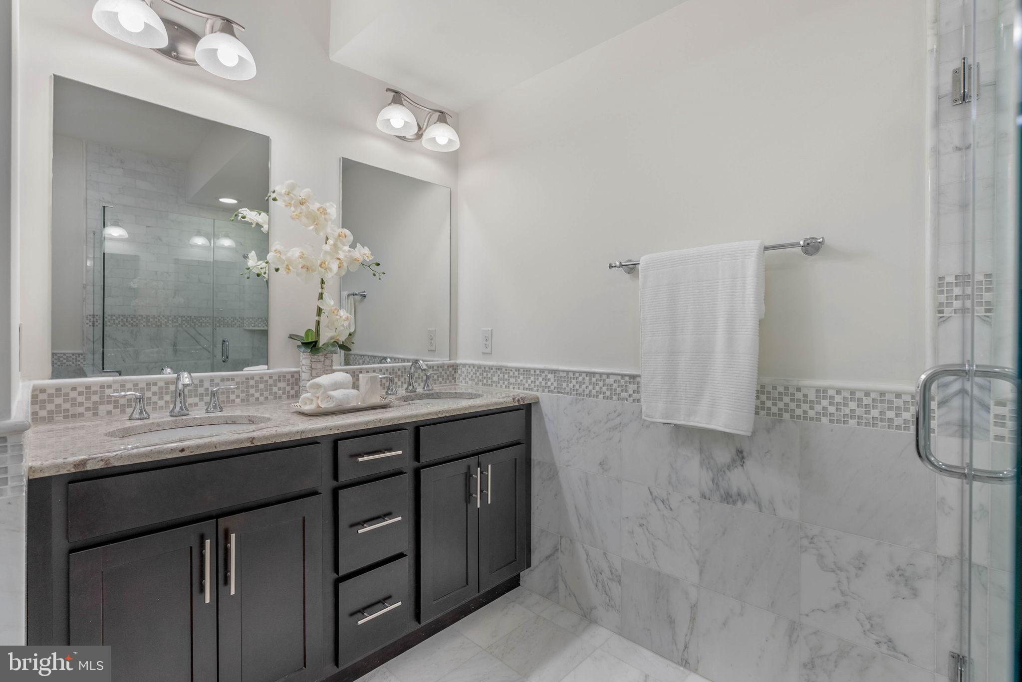 512 S FRONT STREET 14 2