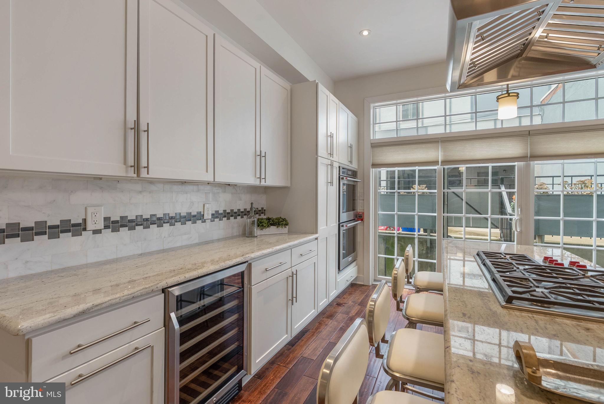 512 S FRONT STREET 14 2