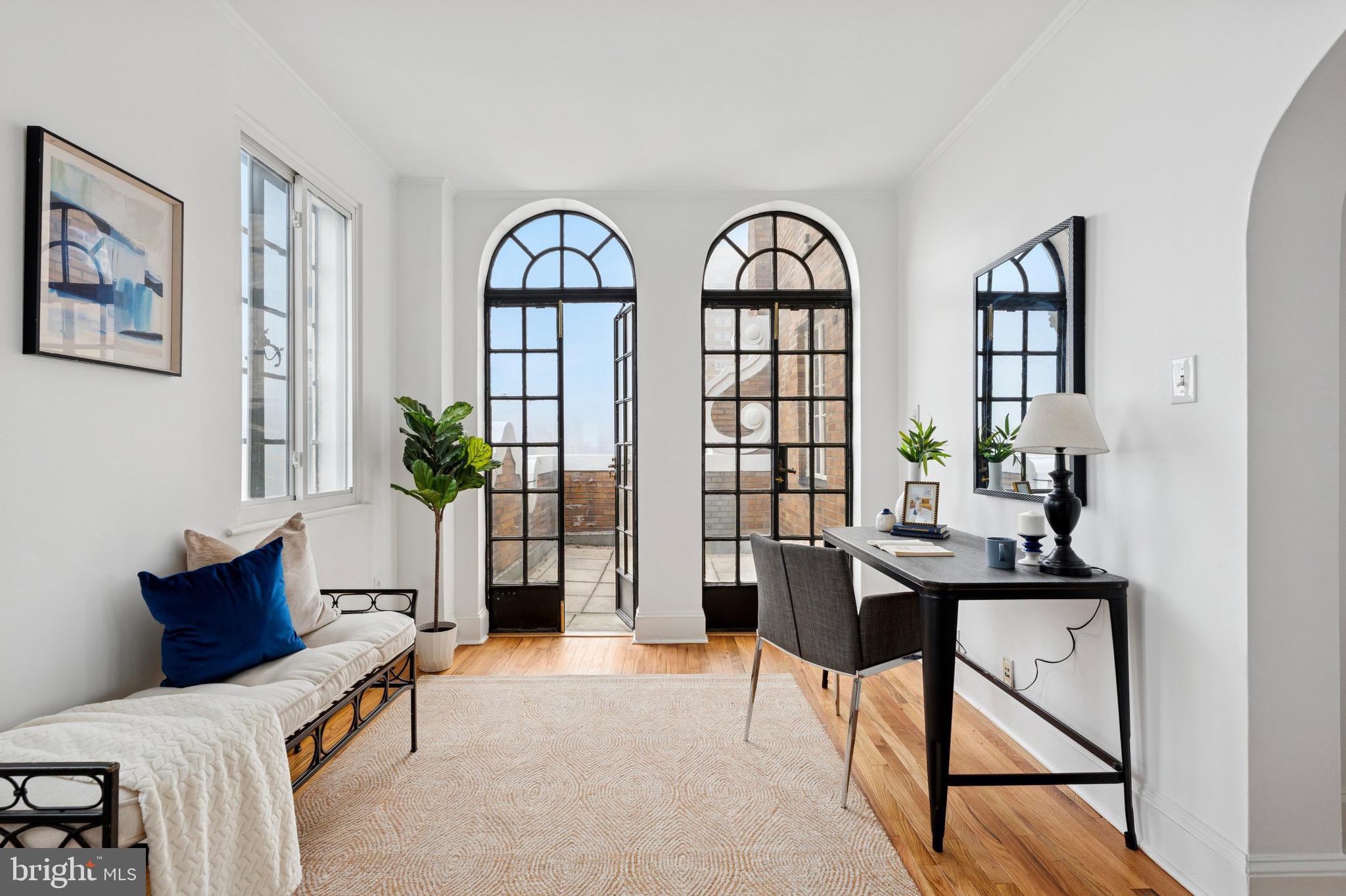 1512 SPRUCE STREET 2504