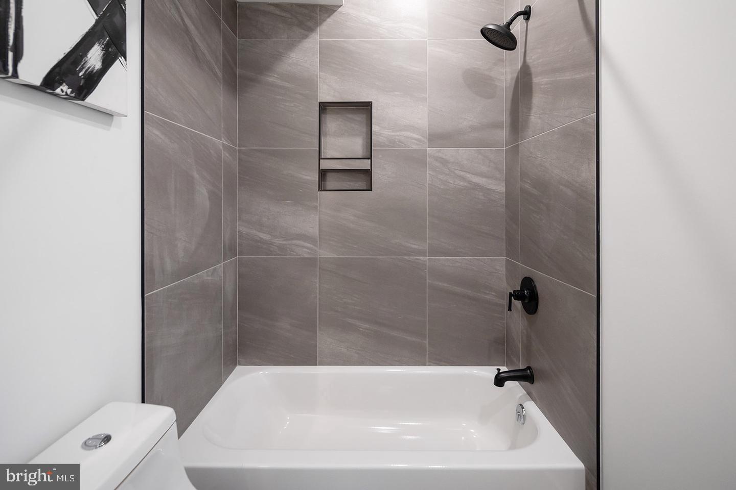 3108 CLIFFORD STREET A