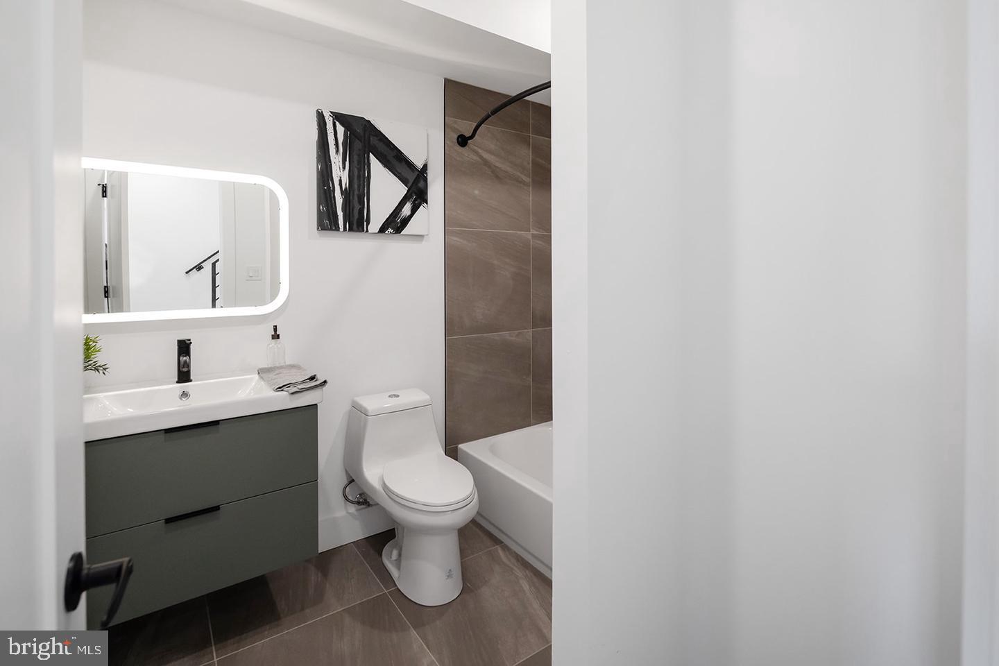 3108 CLIFFORD STREET A