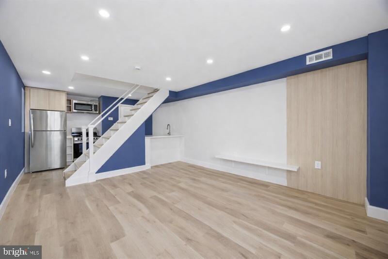 4522 BAKER STREET 13