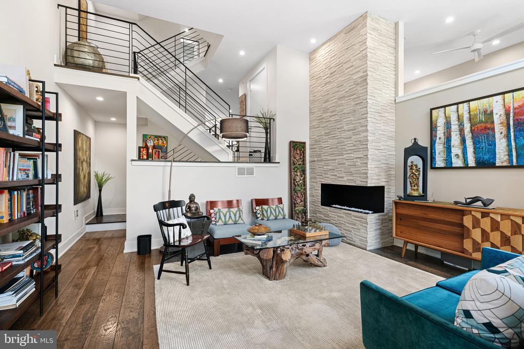 212 N 21ST STREET 1