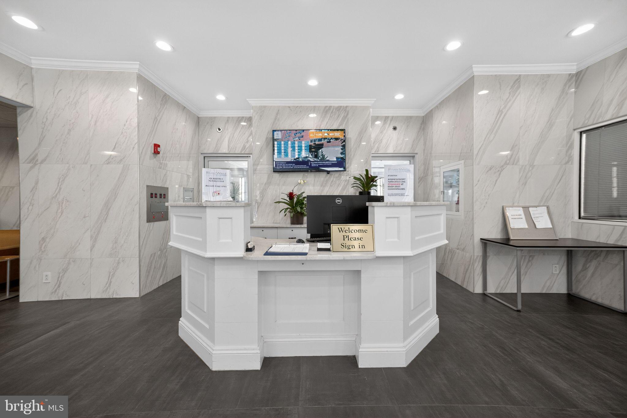 2101 CHESTNUT STREET 17 1805