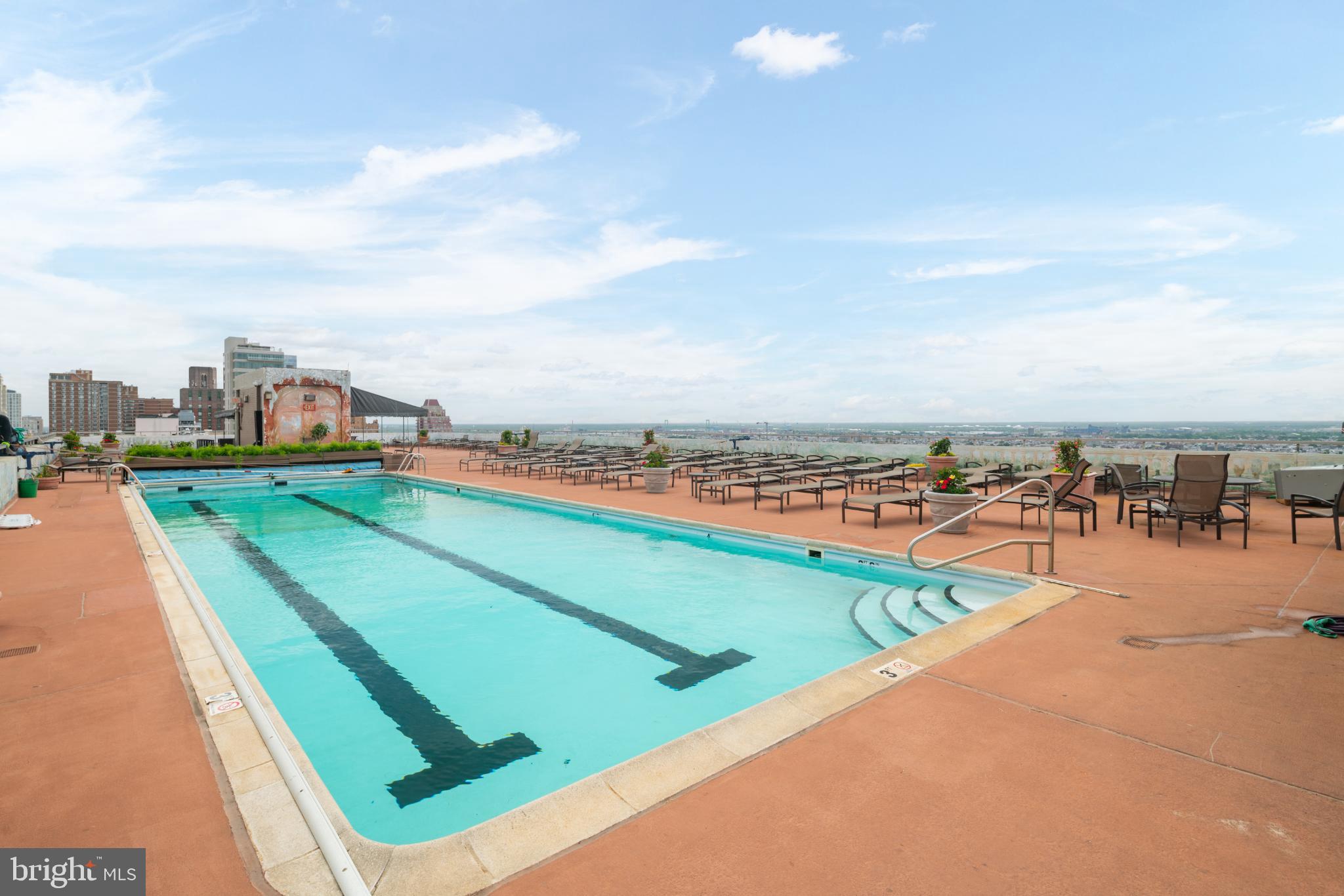 224-30 W RITTENHOUSE SQUARE 30 2502