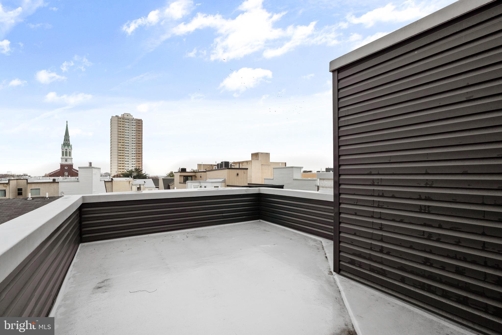 1032 S RANDOLPH STREET