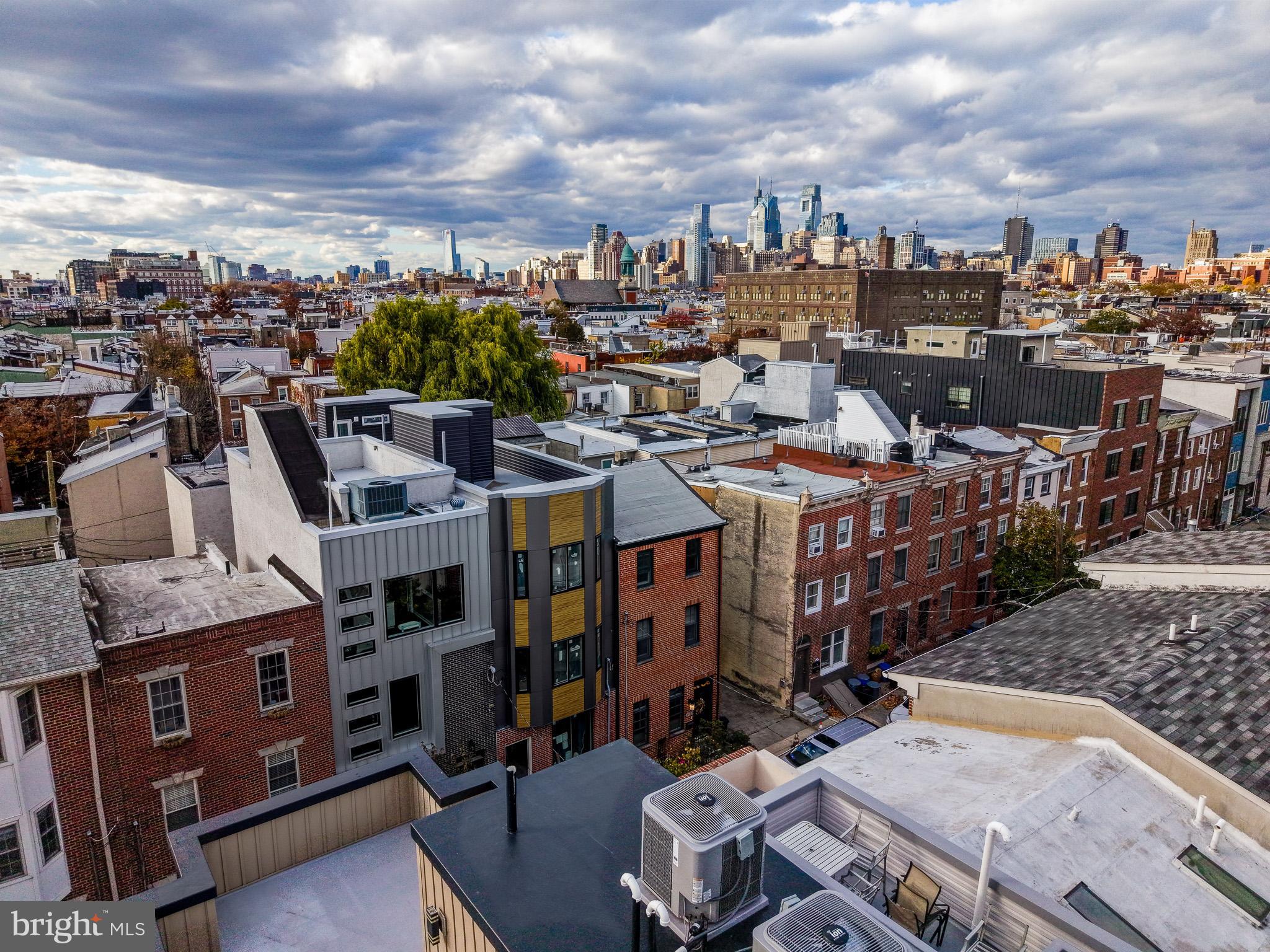 1032 S RANDOLPH STREET