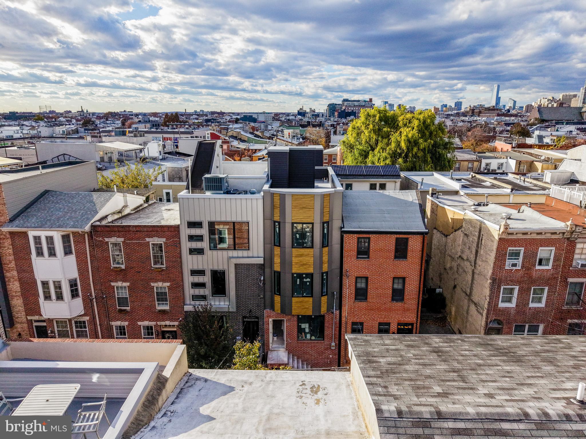 1032 S RANDOLPH STREET