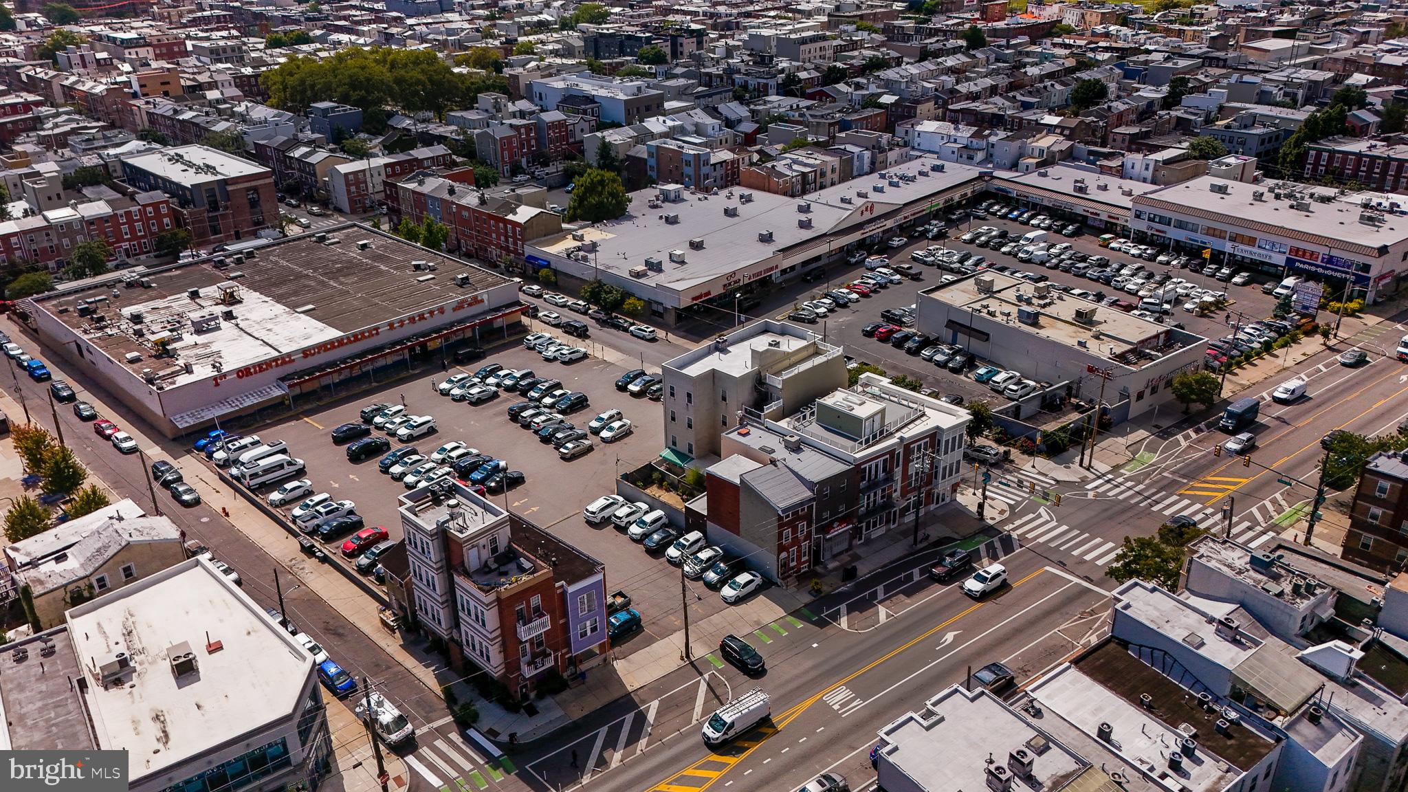 1032 S RANDOLPH STREET