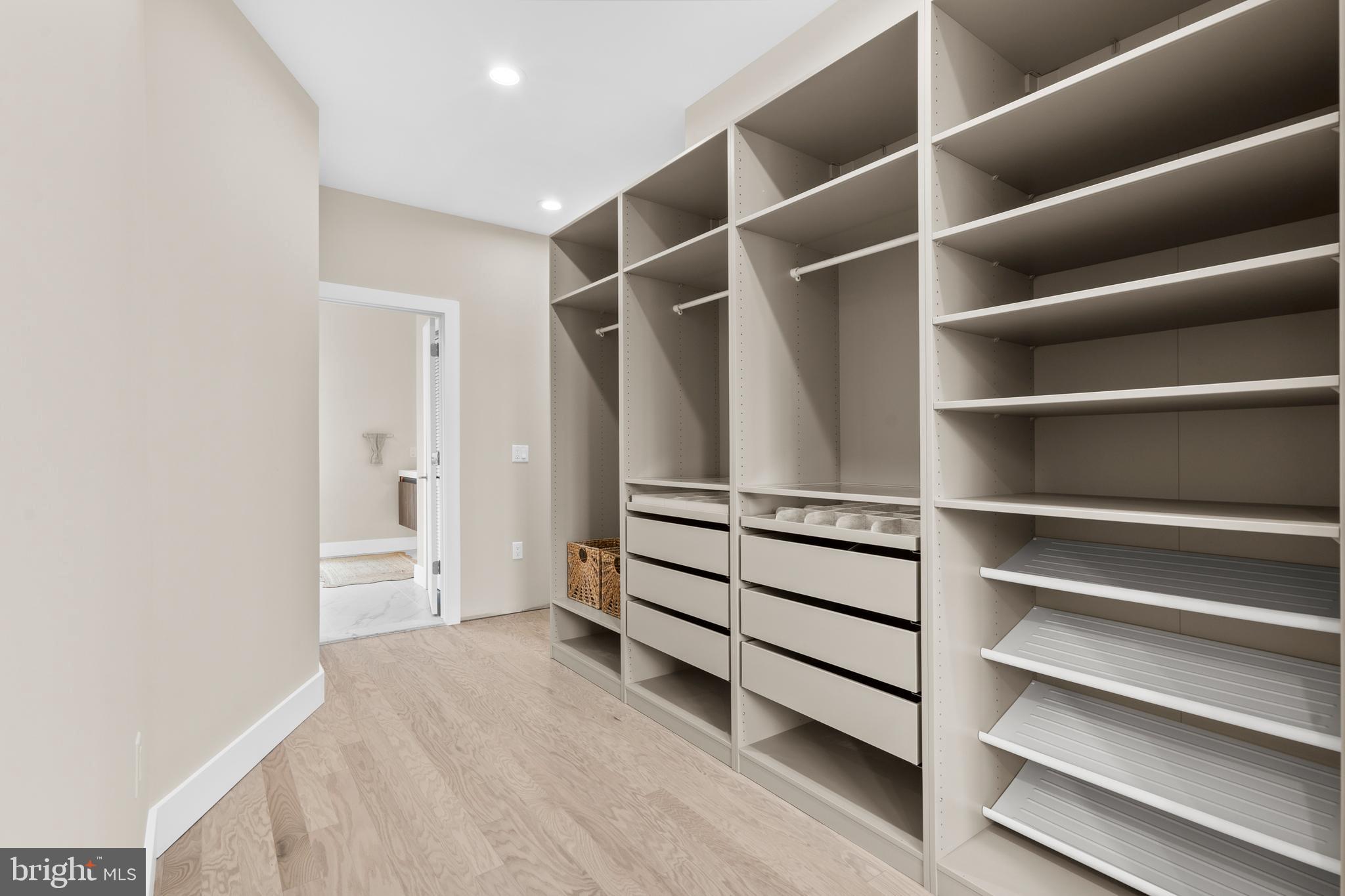 1032 S RANDOLPH STREET