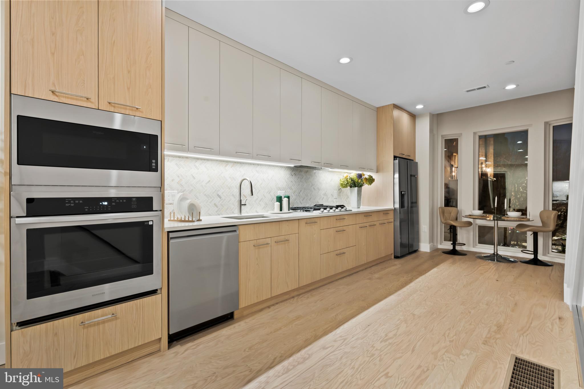 1031 S FAIRHILL STREET