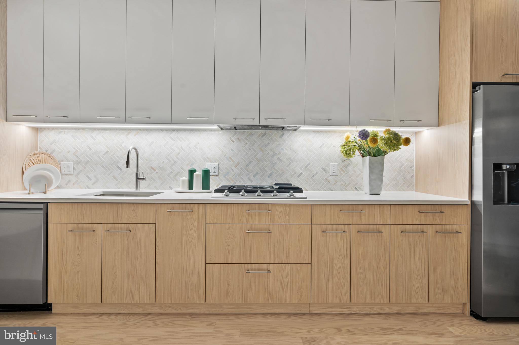 1031 S FAIRHILL STREET