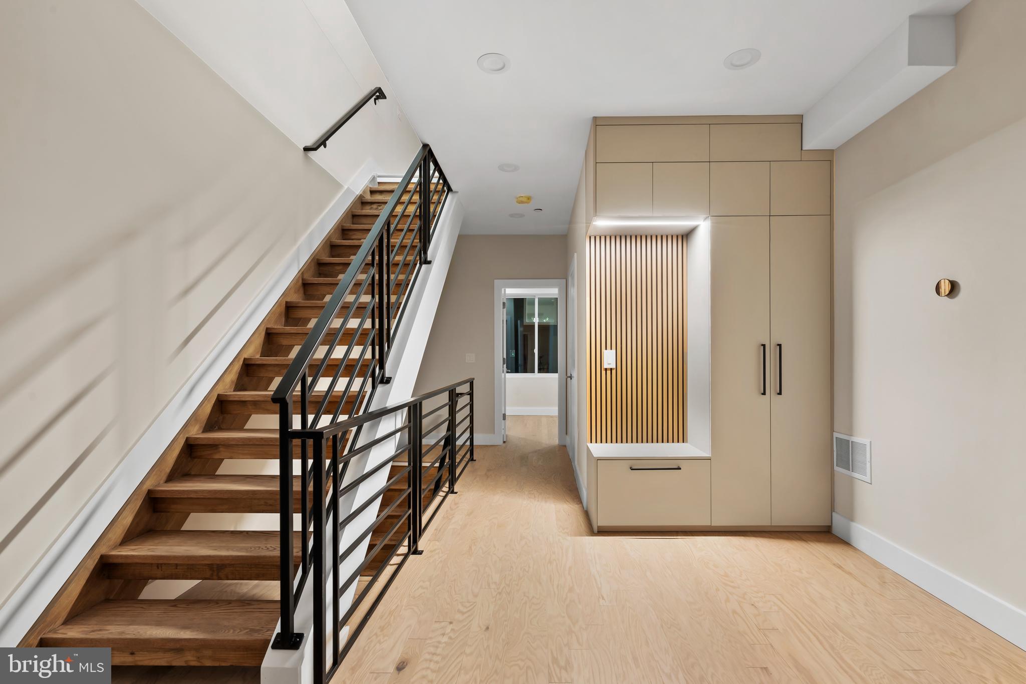 1031 S FAIRHILL STREET