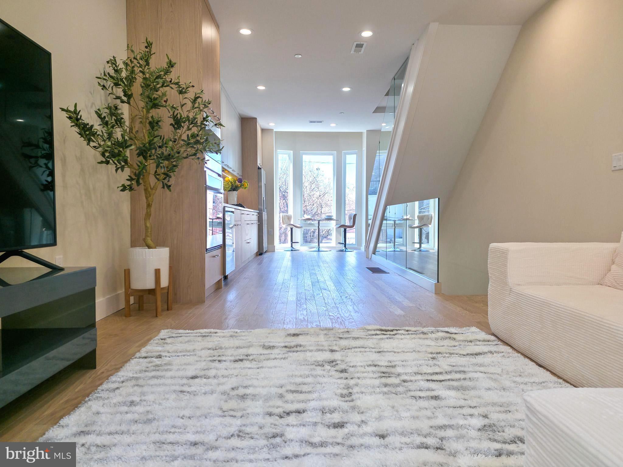 1031 S FAIRHILL STREET