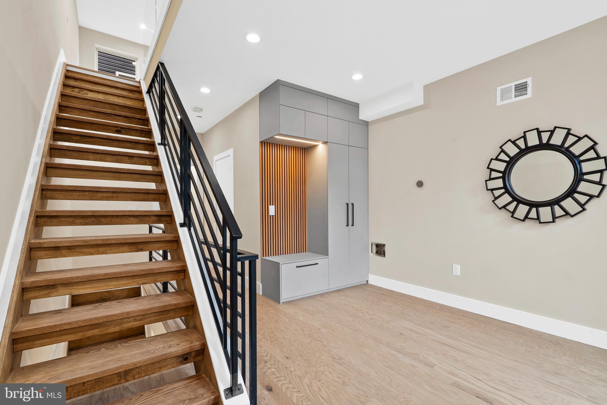 1031 S FAIRHILL STREET