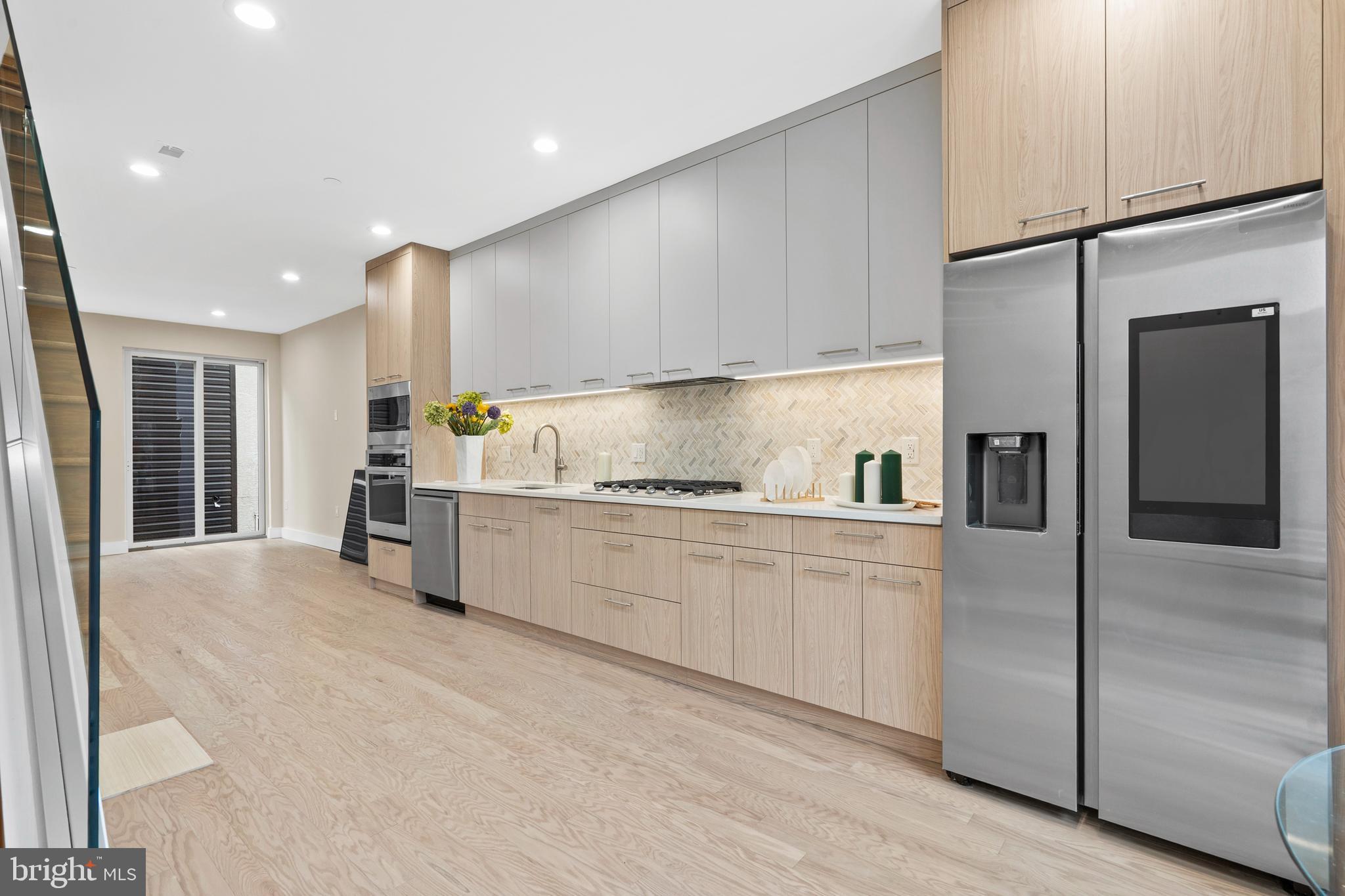 1031 S FAIRHILL STREET