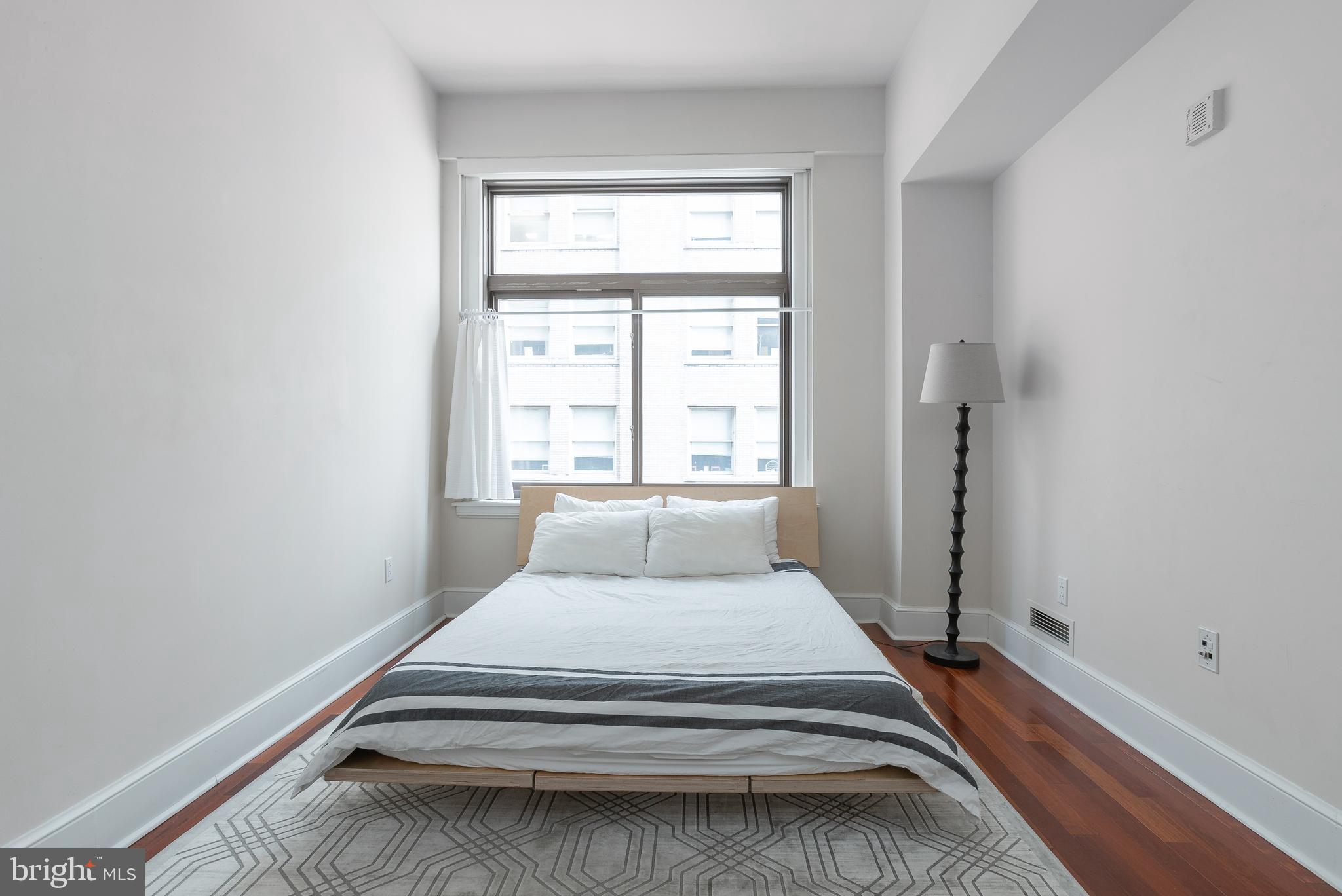 1500 CHESTNUT STREET 12C