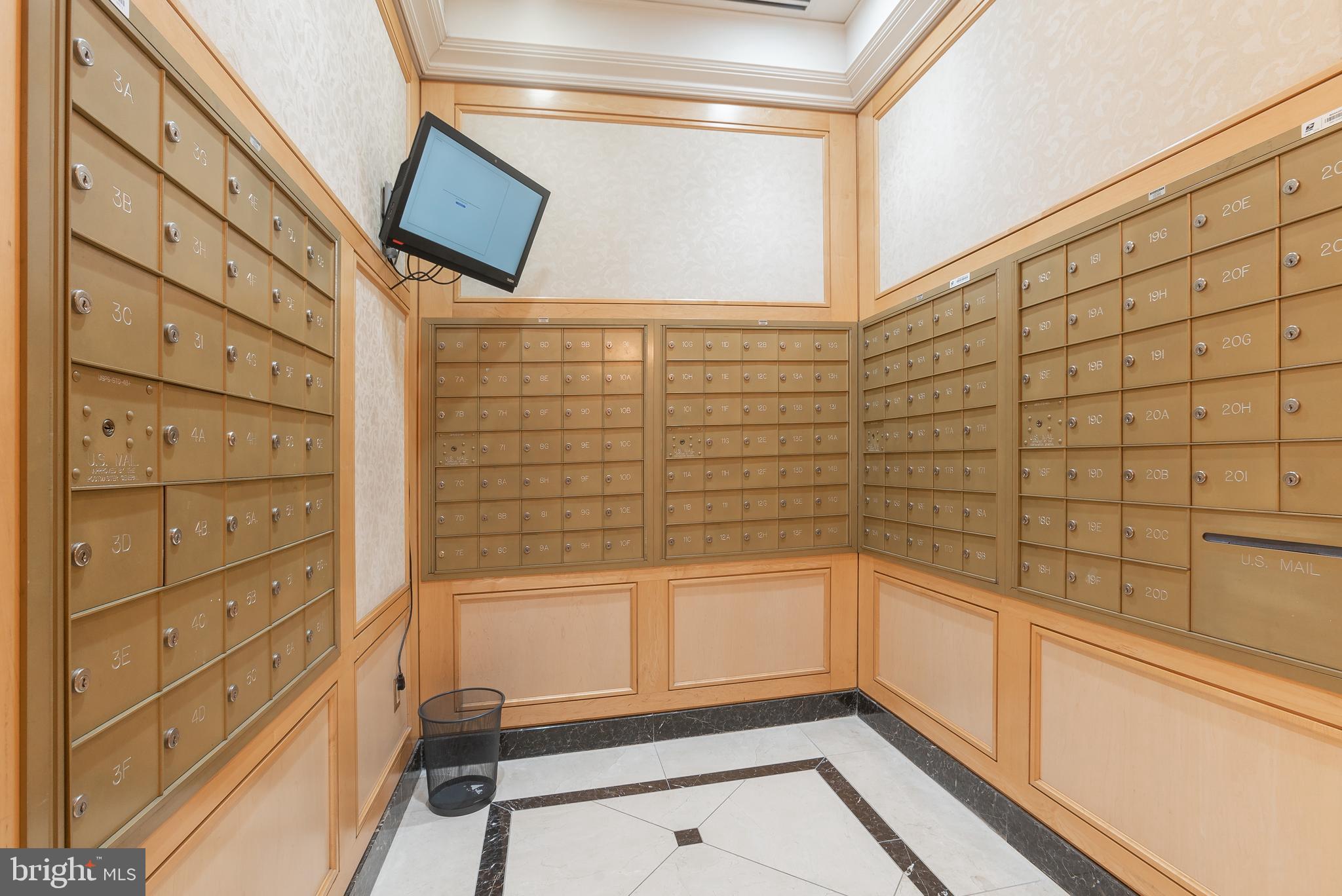 1500 CHESTNUT STREET 12C