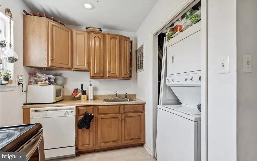 2606 W GIRARD AVENUE 2