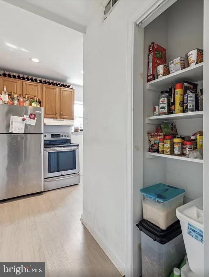 2606 W GIRARD AVENUE 2