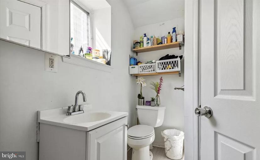 2606 W GIRARD AVENUE 2