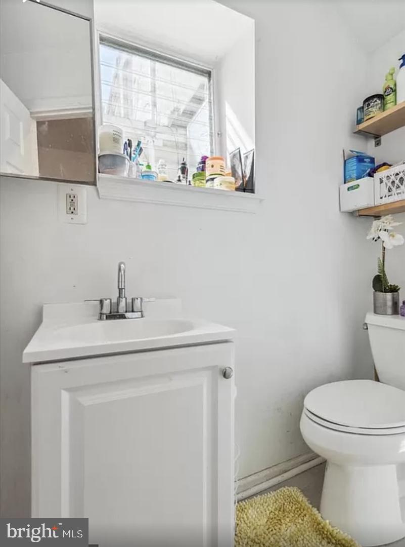 2606 W GIRARD AVENUE 2