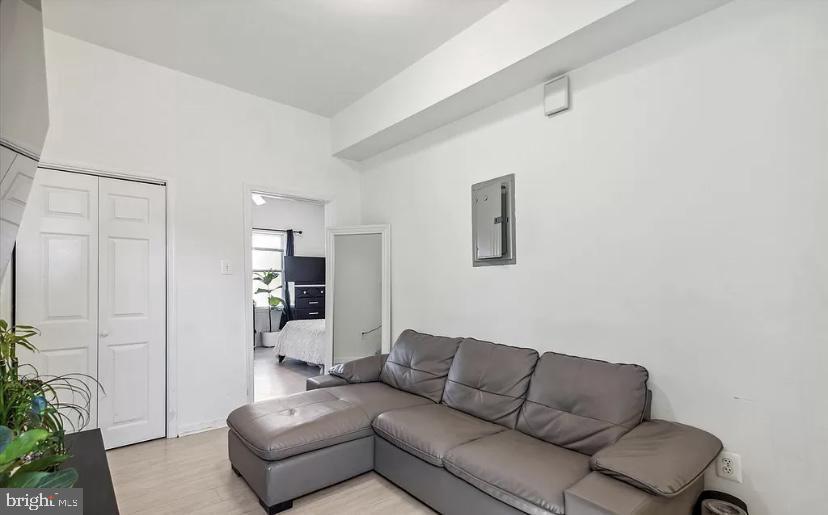 2606 W GIRARD AVENUE 2