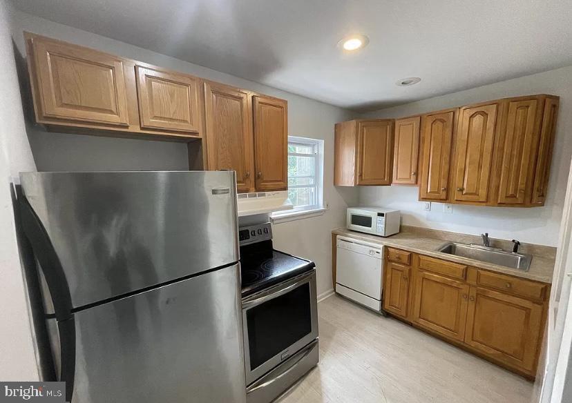 2606 W GIRARD AVENUE 2