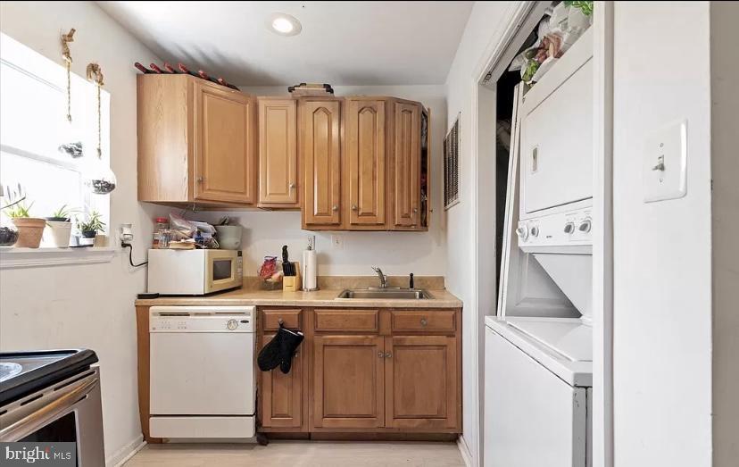 2606 W GIRARD AVENUE 2